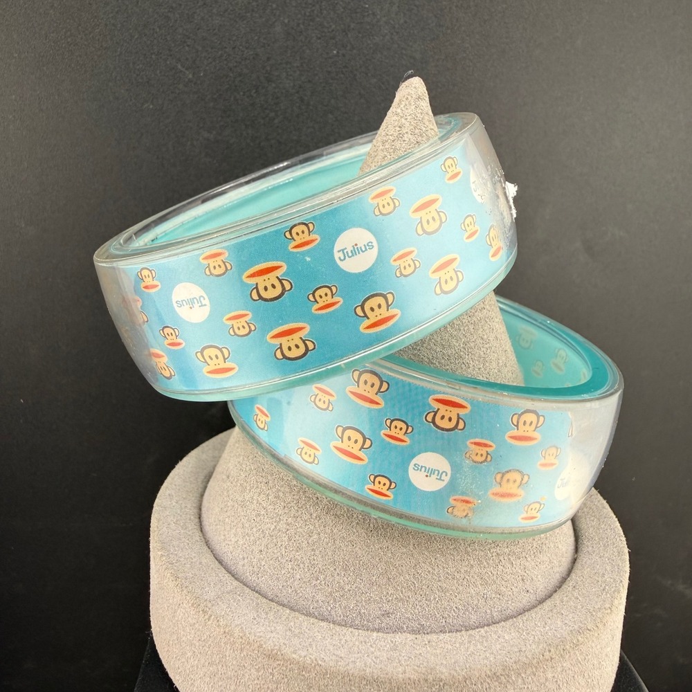 Vintage Paul Frank Bangle Bracelet Blue Julius Monkey Acrylic Set 
7.5
